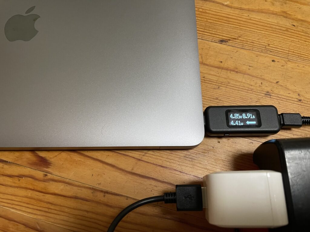 330円急速充電対応USB充電器の急速充電性能（MacBookAir）