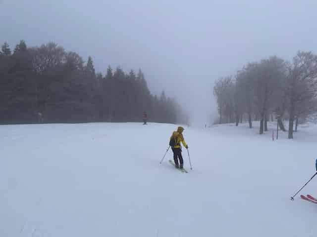 Aリフトを下りてE2初心者コースへ