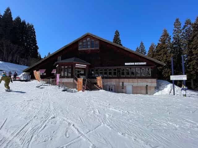 マウンテンレストラン